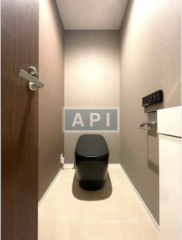  | FELICE SHOTO Interior photo 13