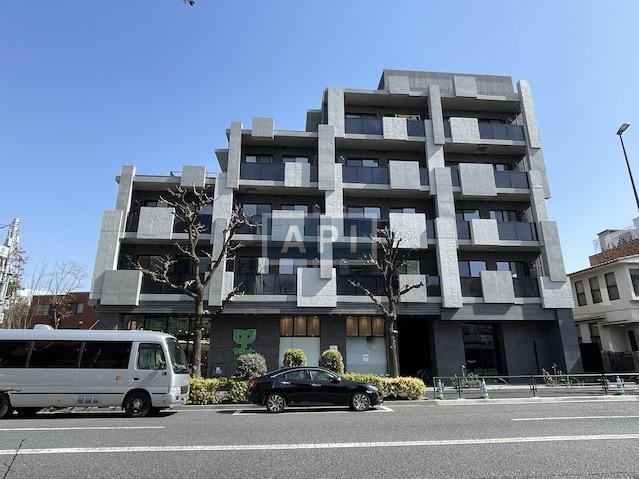  | URBAN PARK GRANDE DAIKANYAMA Exterior photo 02