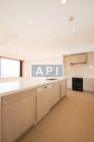  | LA TOUR SHIBAKOEN Interior photo 06