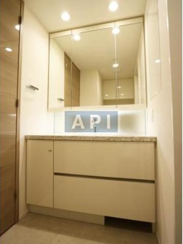  | BRILLIA TOWERS MEGURO NORTH RESIDENCE Interior photo 05