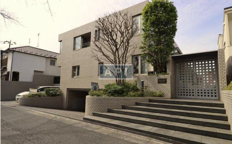  | BELAIR DENENCHOFU Exterior photo 01