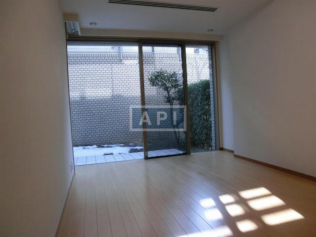  | BELAIR DENENCHOFU Interior photo 06