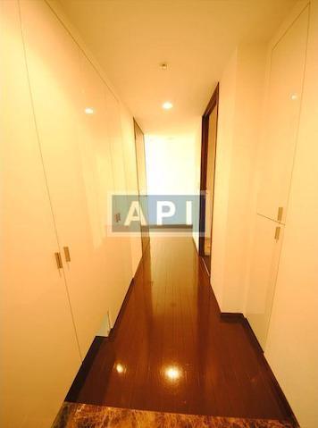  | LEXISINTOGN SQUARE SHIROKANE-TAKANAWA Interior photo 08