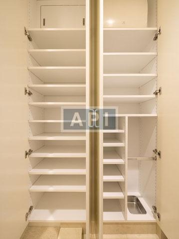  | ROPPONGI HILLS RESIDENCE B TOWER Interior photo 08