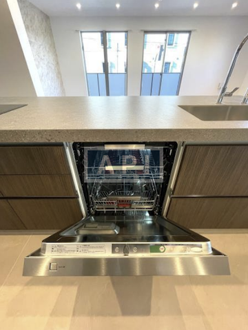  | FELICE SHOTO Interior photo 06