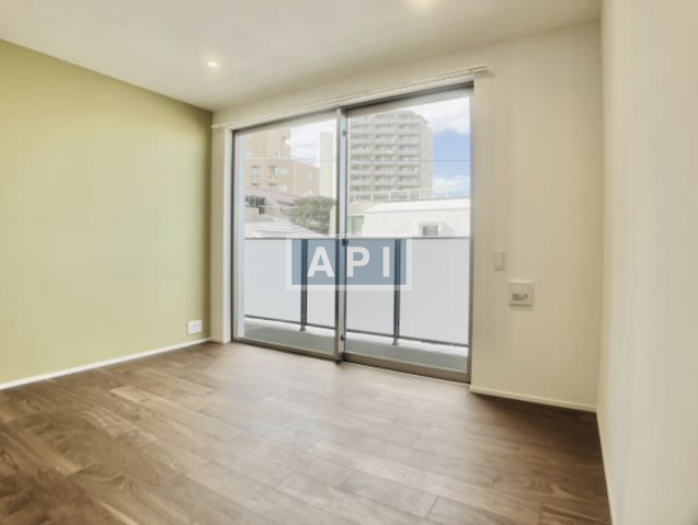  | FELICE SHOTO Interior photo 12