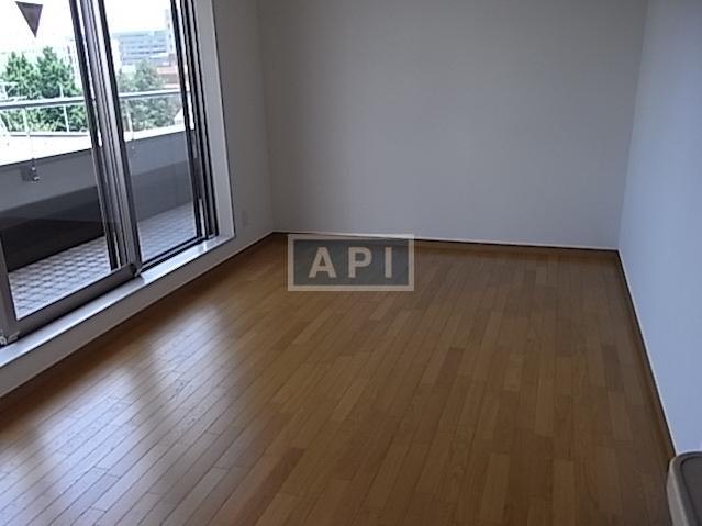  | ICHIGAYA ICHOZAKA APARTMENT Interior photo 06