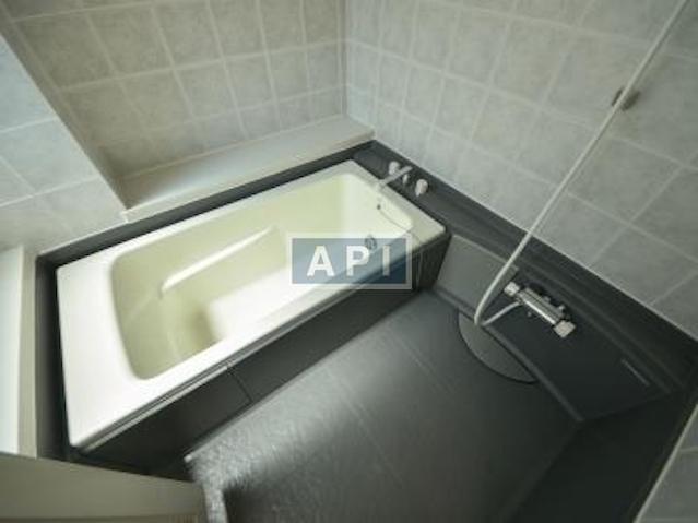  | HOUSE NAKA-MEGURO Interior photo 09