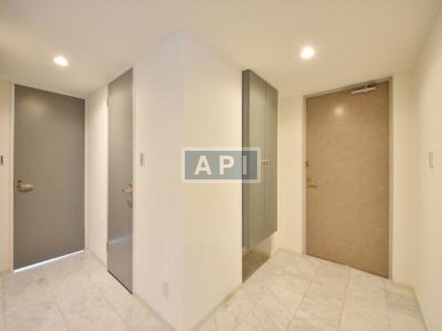  | HOUSE NAKA-MEGURO Interior photo 14