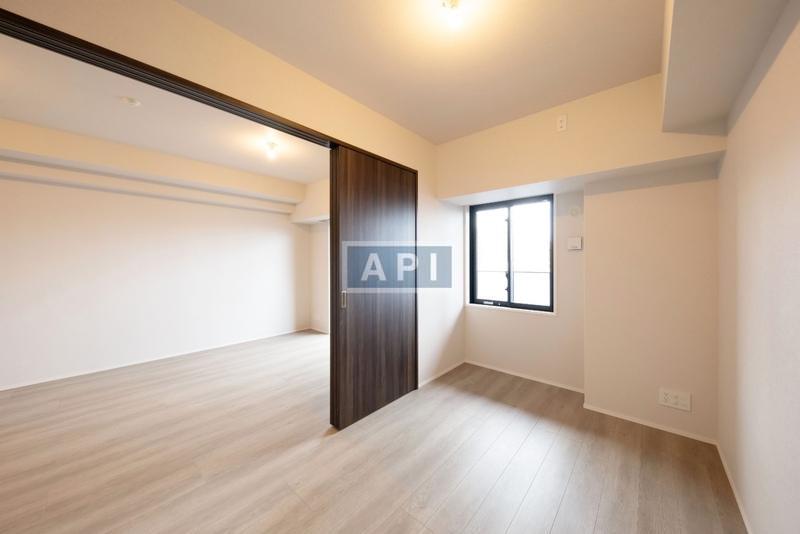  | DOUE WASEDA Interior photo 02