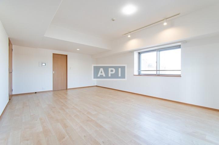  | HIROO HEIGHTS Interior photo 02