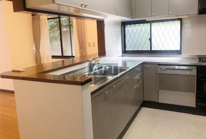  | DENENCHOFU 3-CHOME HOUSE Interior photo 05