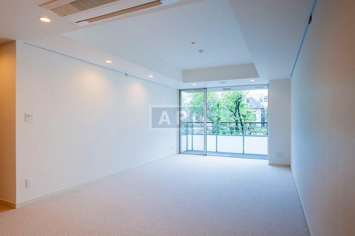  | LA TOUR ICHIGAYA-SADOHARA Interior photo 09