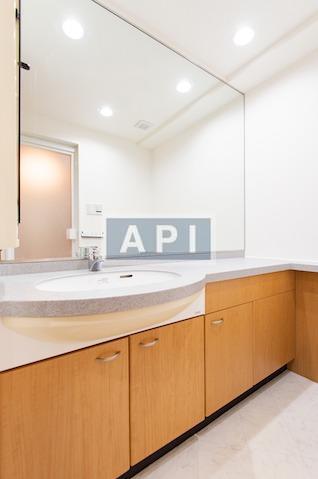  | HIROO HEIGHTS Interior photo 04