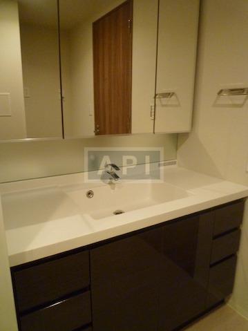  | PARK HABIO SHIBUYA-HONMACHI RESIDENCE Interior photo 03