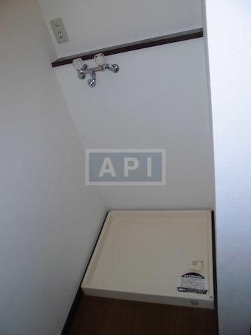  | THY WINGS #B Interior photo 07