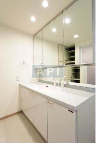  | TRE STAGE MEGURO Interior photo 03