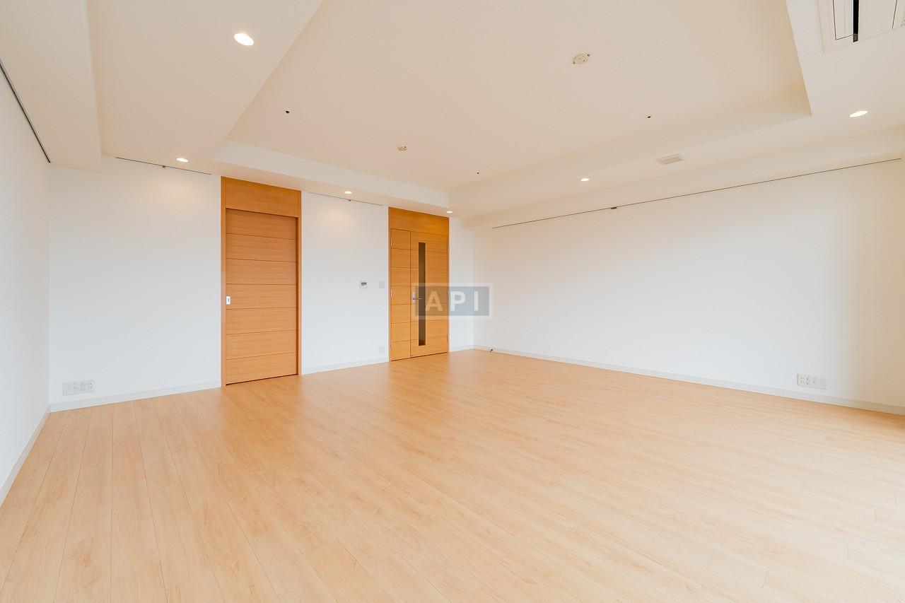  | LA TOUR SHIODOME Interior photo 02