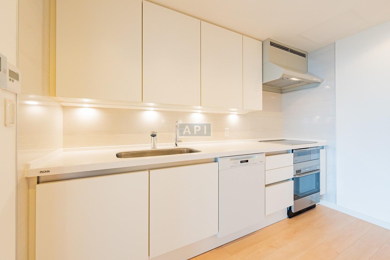  | LA TOUR SHIODOME Interior photo 03