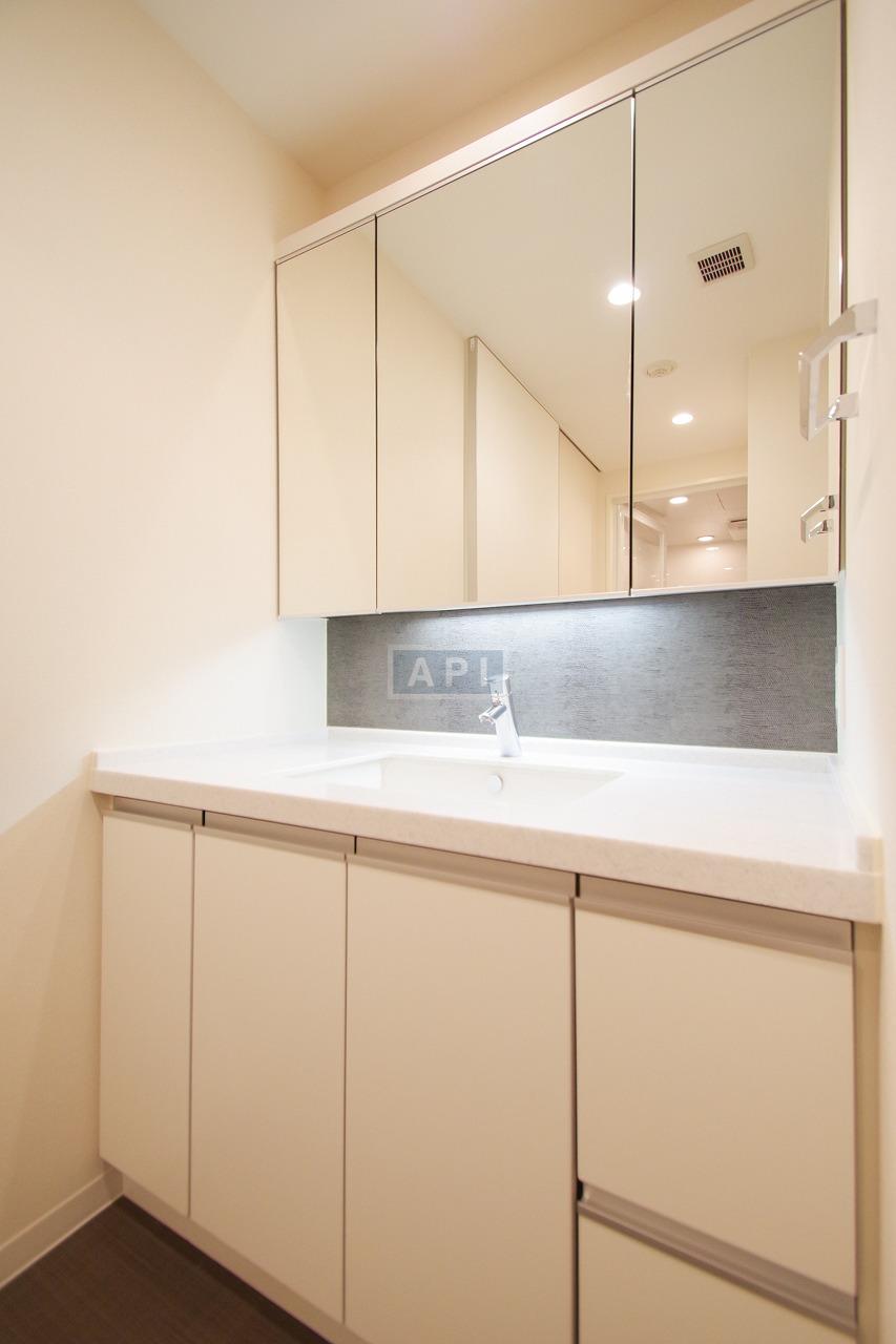  | CENTRAL PARK TOWER LA TOUR SHINJUKU Interior photo 09