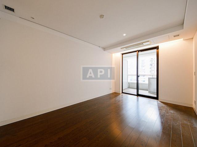  | ARK HILLS SENGOKUYAMA RESIDENCE Interior photo 02