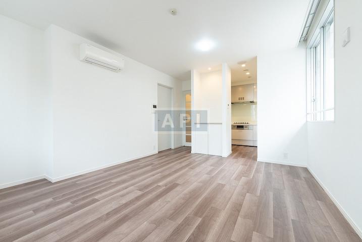  | Konan Heights Interior photo 02