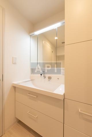  | Konan Heights Interior photo 04