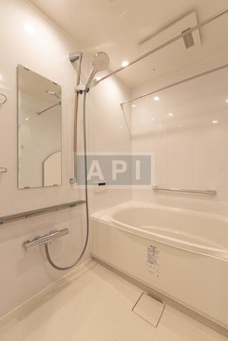  | Konan Heights Interior photo 05