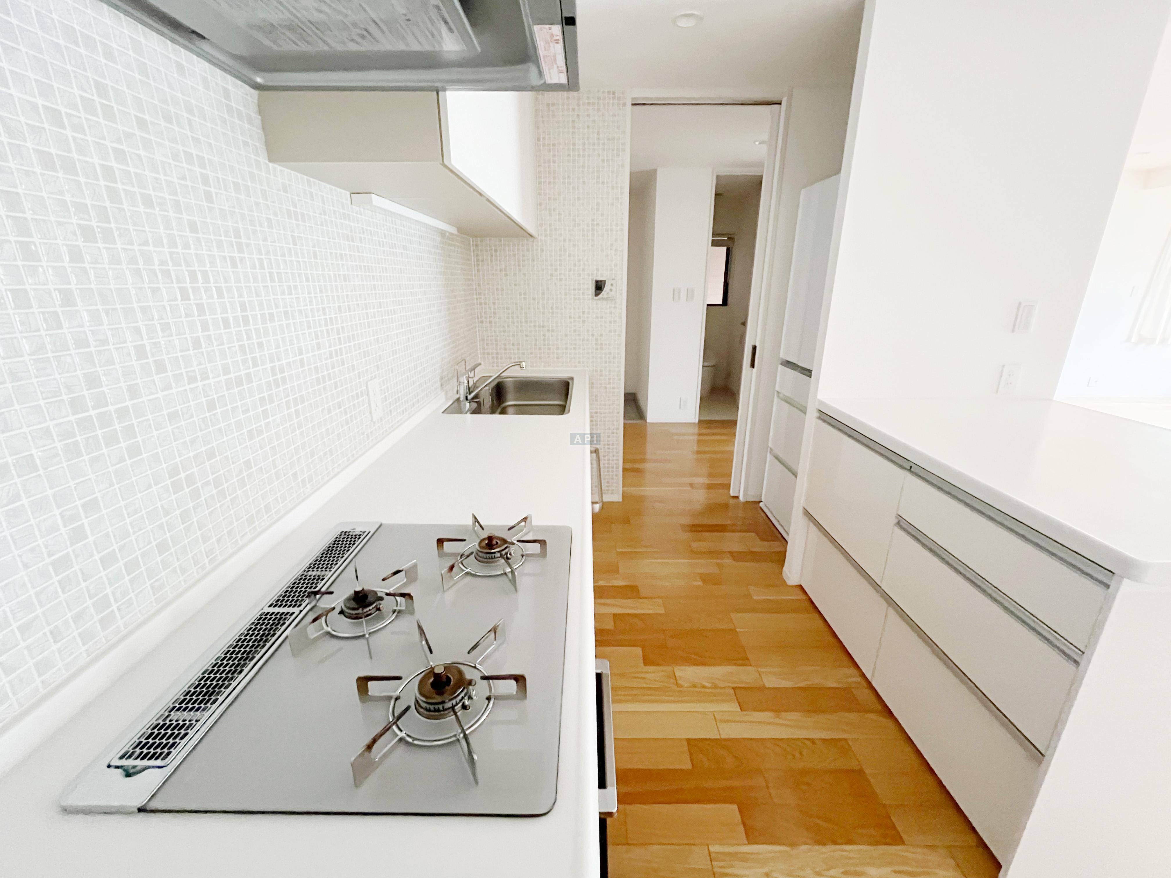  | KAMIUMA PAINE HILLS Interior photo 07