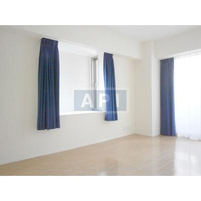  | PARK SIDE WINGS Interior photo 04