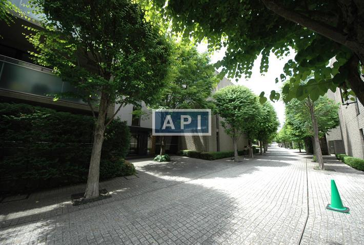Common Space | MOTO-AZABU PLACE C Exterior photo 04