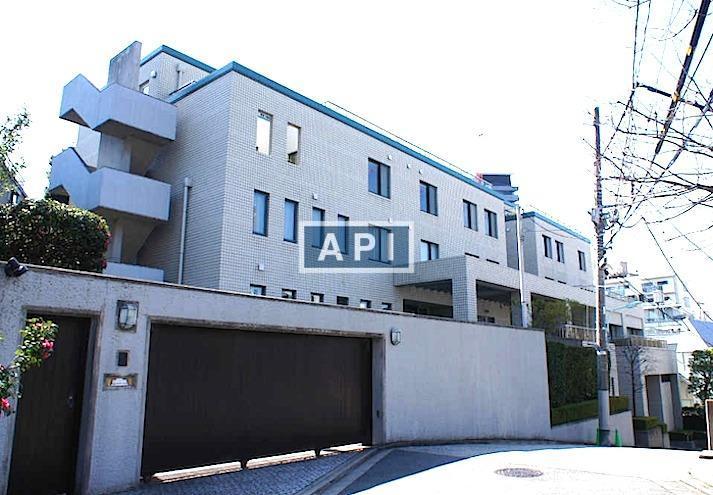  | NISHI-AZABU MANOR HOUSE Exterior photo 02