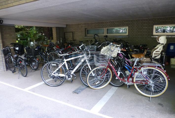 Bicycle Parking | MOTO-AZABU TERRACE APARTMENT Exterior photo 09