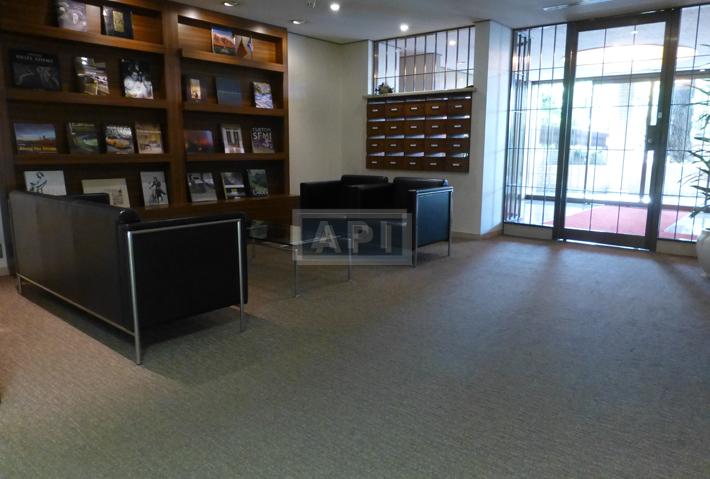 Lobby | MOTO-AZABU TERRACE APARTMENT Exterior photo 07