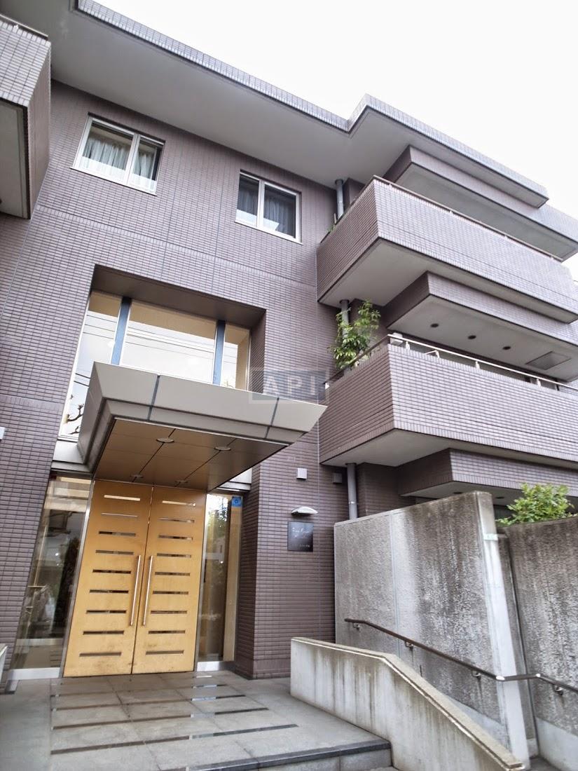 Entrance | FOREST FORUM KOMABA Exterior photo 03