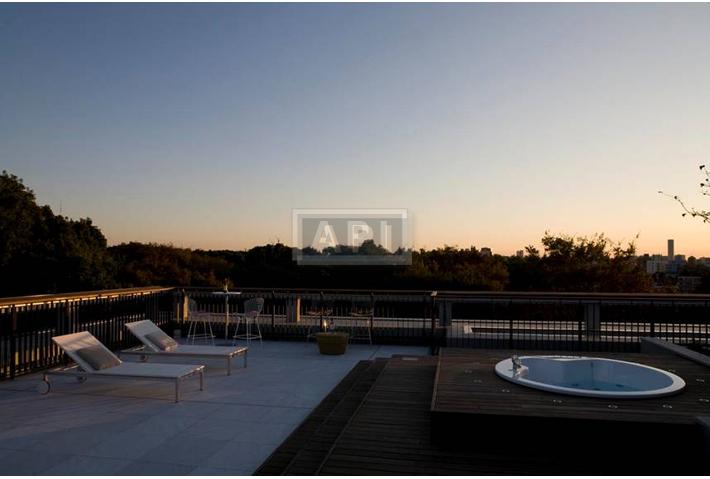 Jacuzzi | GROSVENOR PLACE KAMIZONOCHO Exterior photo 09