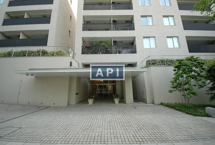 Entrance | CENTURY FOREST 2 BLDG. Exterior photo 02