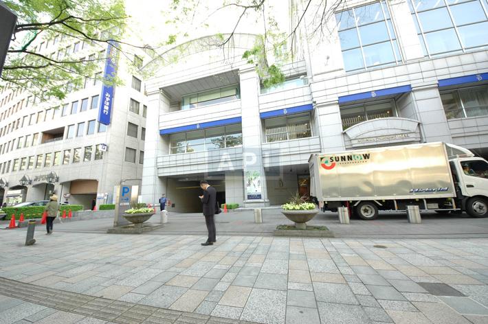 Parking | PALACIO AOYAMA Exterior photo 04