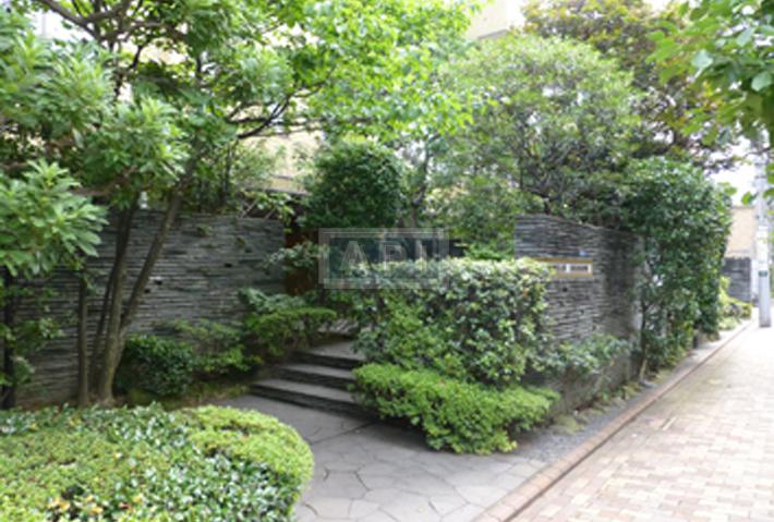 Entree | HOMAT SHARON Exterior photo 02