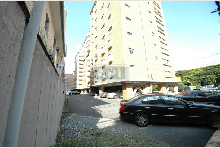 Parking | MINAMI-AOYAMA DAIICHI MANSIONS Exterior photo 07