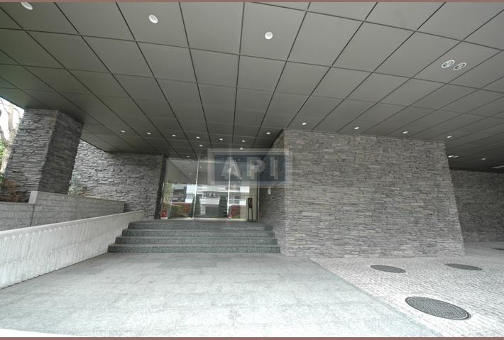 Entrance | ITS TOKYO FORSIGHT SQUARE Exterior photo 02