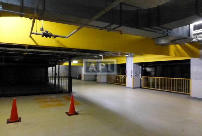 Parking | NK AOYAMA HOMES Exterior photo 12