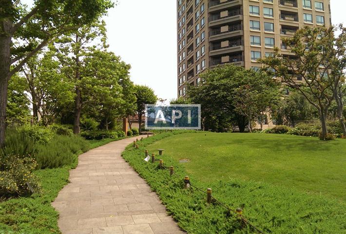 Open Space | MOTO-AZABU HILLS FOREST TERRACE WEST Exterior photo 06