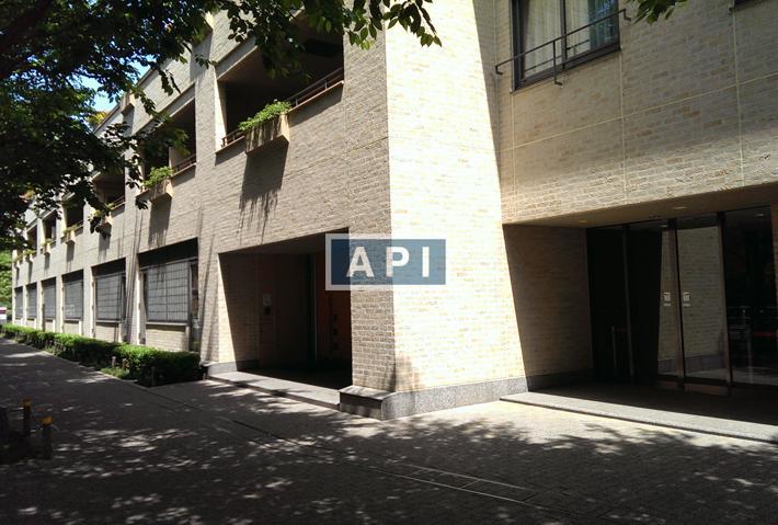 Entrance | MOTO-AZABU HILLS FOREST TERRACE WEST Exterior photo 02