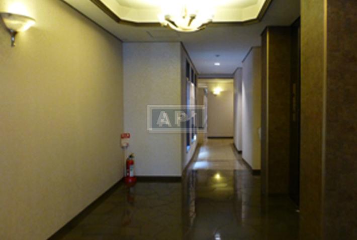 Sharing hallway | HOMAT BARON Exterior photo 04