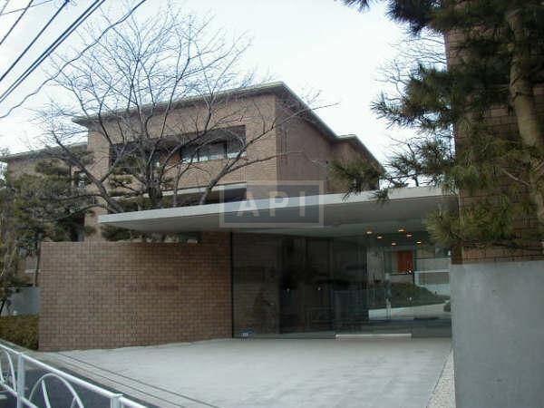 Entrance | CORTILE KOMABA Exterior photo 10