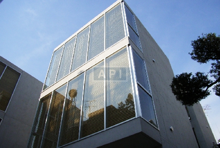  | CRANE COURT Exterior photo 06