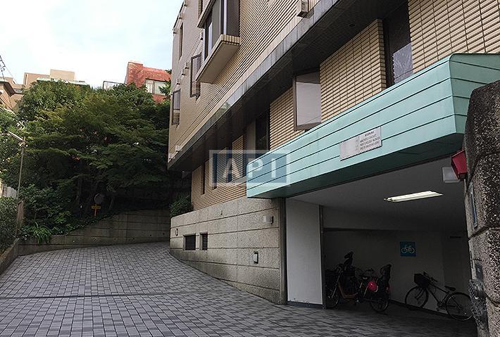  | VICTORIA COURT EAST Exterior photo 12