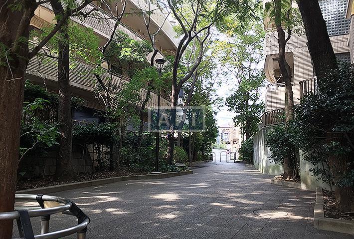  | VICTORIA COURT EAST Exterior photo 08