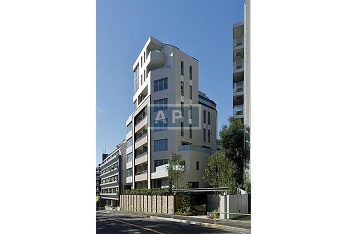  | THE ROYAL GARDEN RESIDENCE SHIROKANEDAI Exterior photo 02